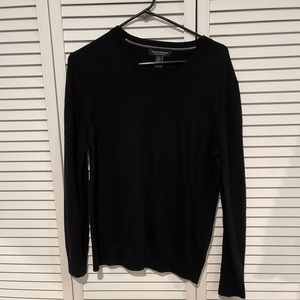 Banana republic, size L, wool black sweater